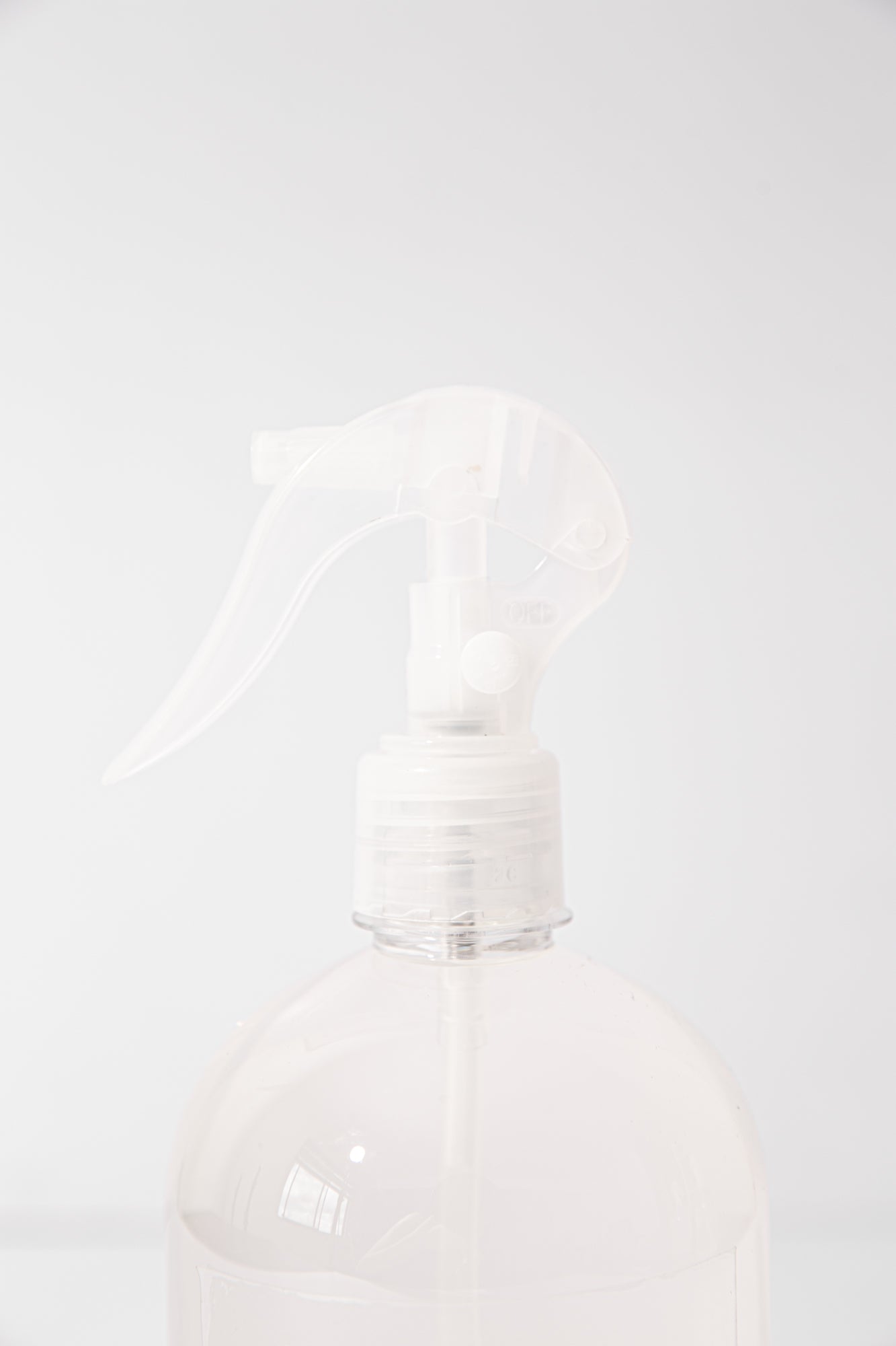 green tea scented room & linen spray